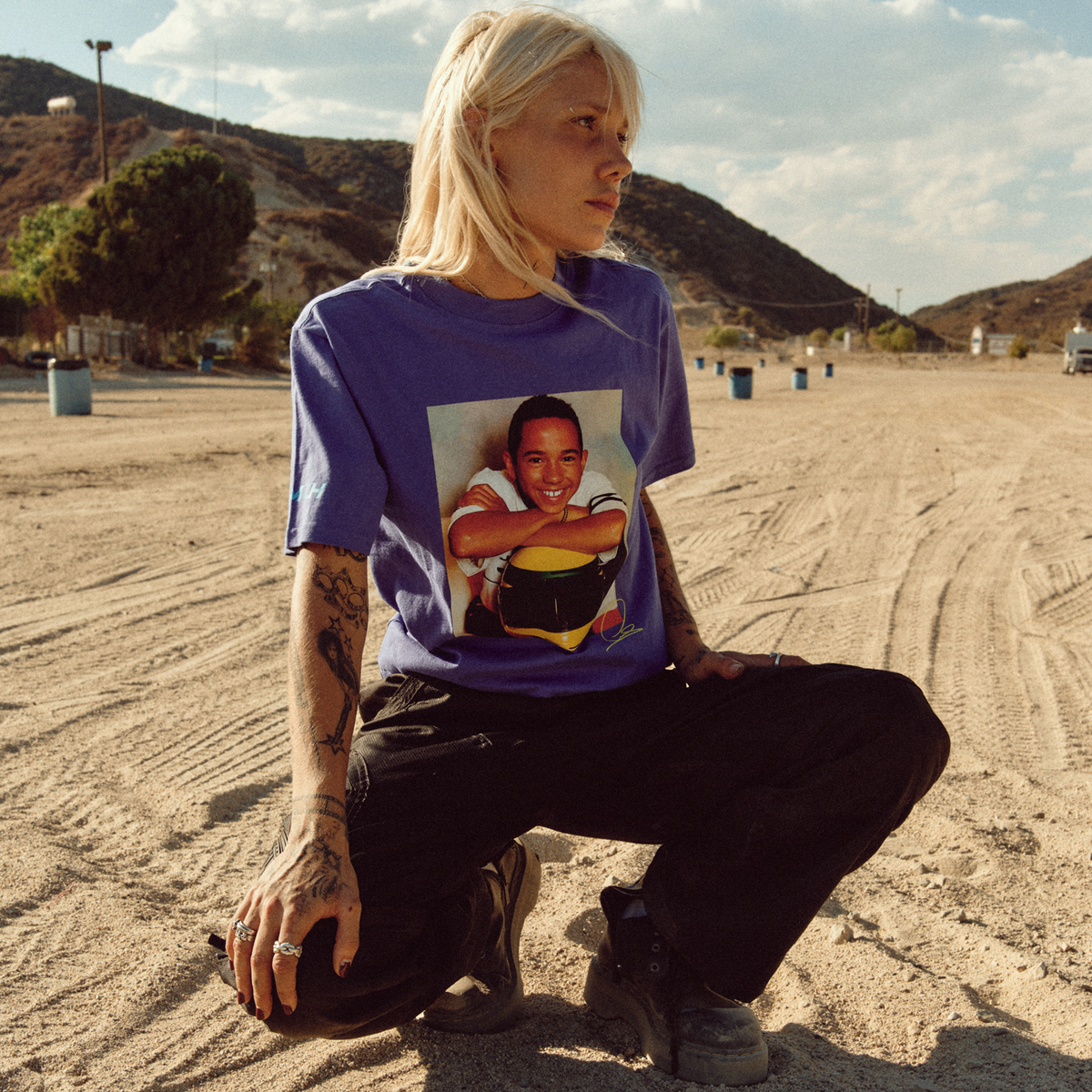 LEWIS SIGNATURE PHOTO TEE