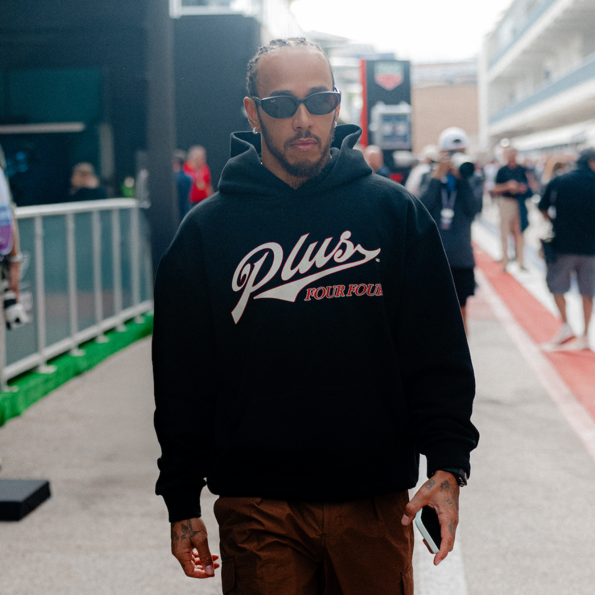 Road Trip Pullover Hoodie - Black